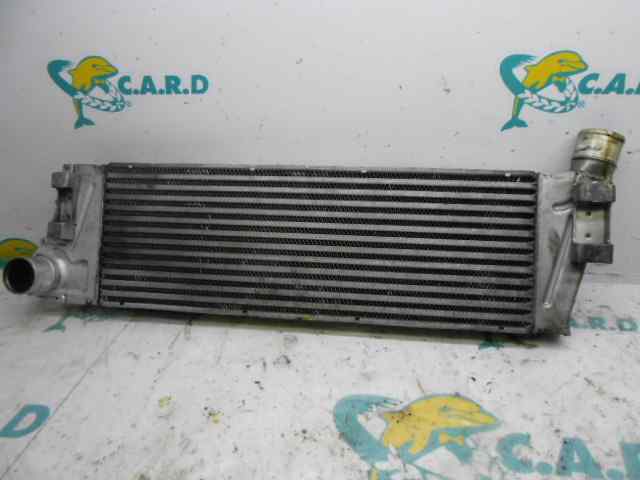 AUDI Megane 2 generation (2002-2012) Radiateur de refroidisseur intermédiaire 8200115540A 18464987