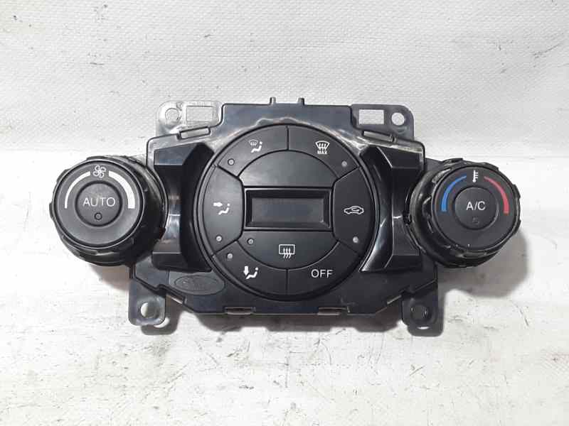 HYUNDAI Fiesta 5 generation (2001-2010) Climate  Control Unit 8A6T18C612AL 18667053