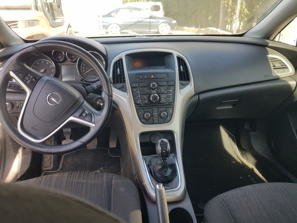 OPEL Astra J (2009-2020) Ridicător de geam ușă dreapta față 13260129,912049104 18728157