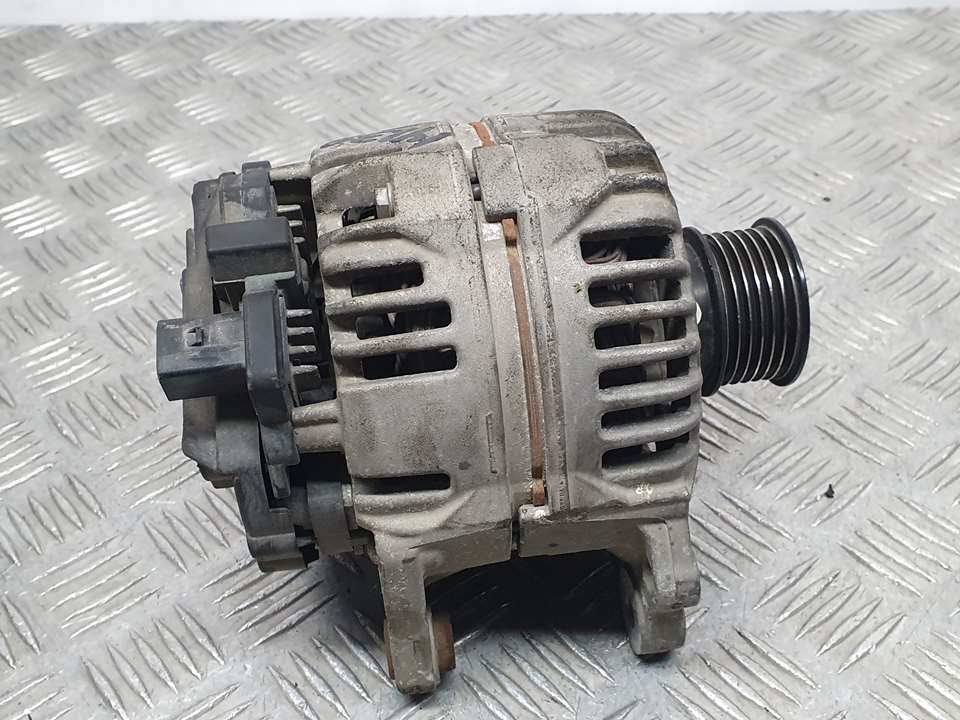 SEAT Cordoba 2 generation (1999-2009) Alternator 037903025M, 0124325013 22739142