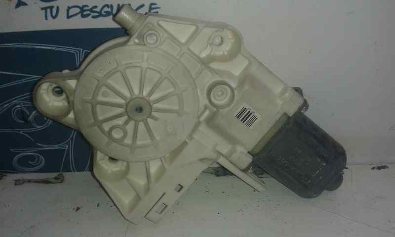 PEUGEOT Focus 2 generation (2004-2011) Front Right Door Window Control Motor 4M5T14553 18502993