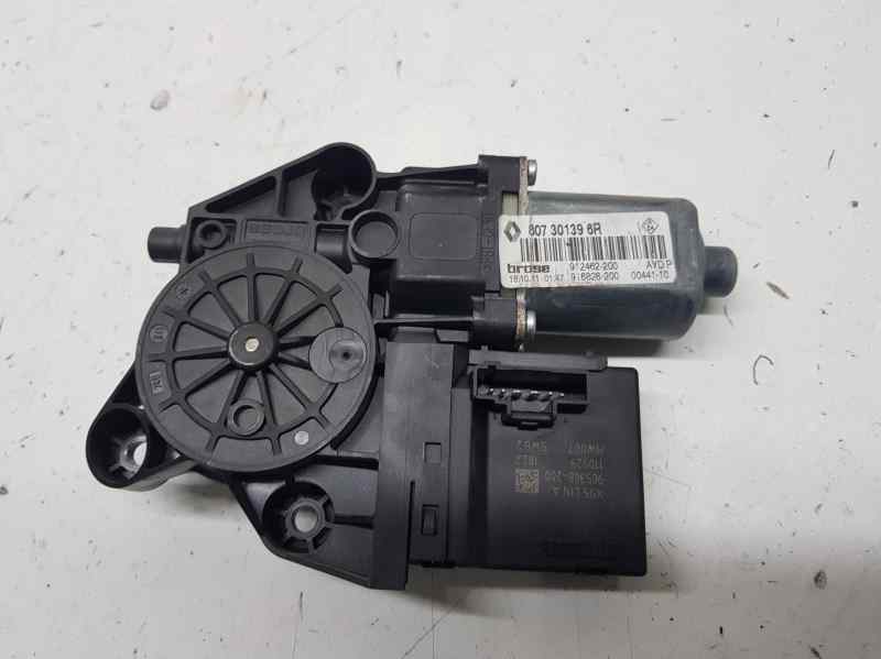 RENAULT Megane 3 generation (2008-2020) Front Right Door Window Control Motor 807301396R 18678611