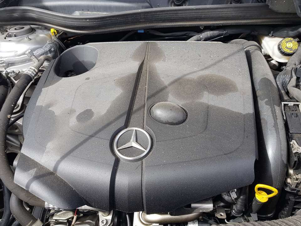 MERCEDES-BENZ GLA-Class X156 (2013-2020) Motordeksel 23467110