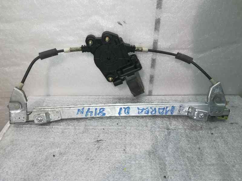 VOLKSWAGEN Marea 1 generation (1996-2001) Regulator de geam ușă stânga față SINREF, 2PINS 18386027