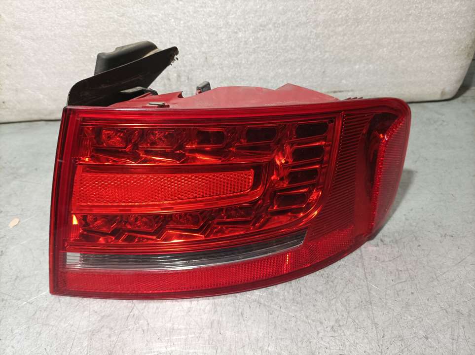 AUDI A4 B8/8K (2011-2016) Rear Right Taillight Lamp 8K5945096K 24063632