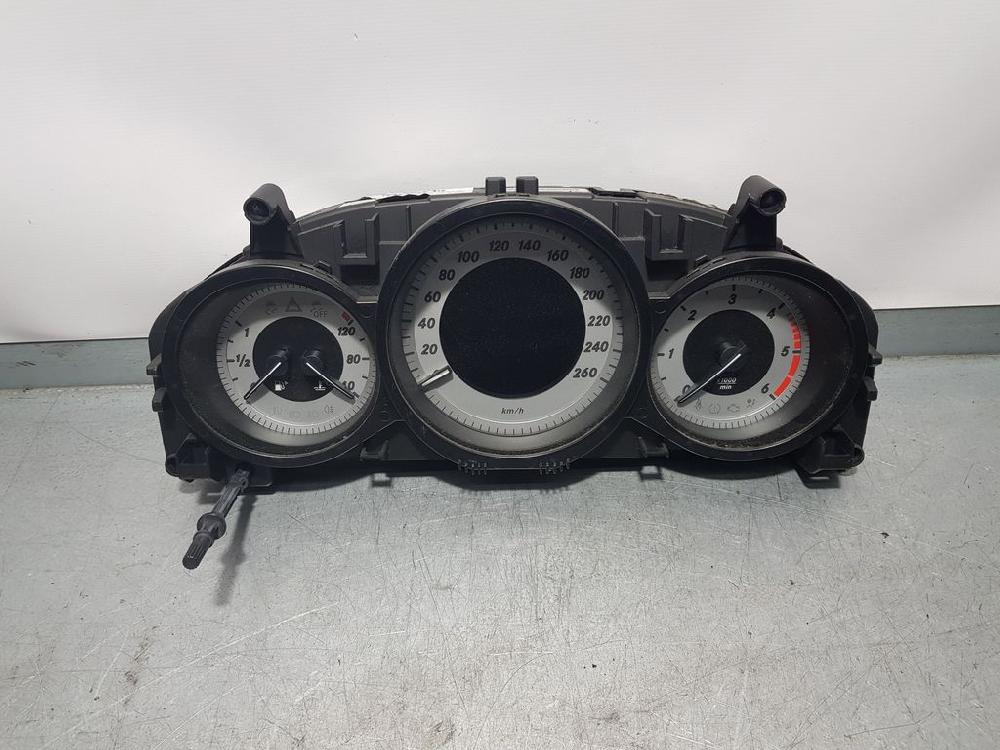 MERCEDES-BENZ C-Class W205/S205/C205 (2014-2023) Speedometer A20490041,A2C33221600 26500992