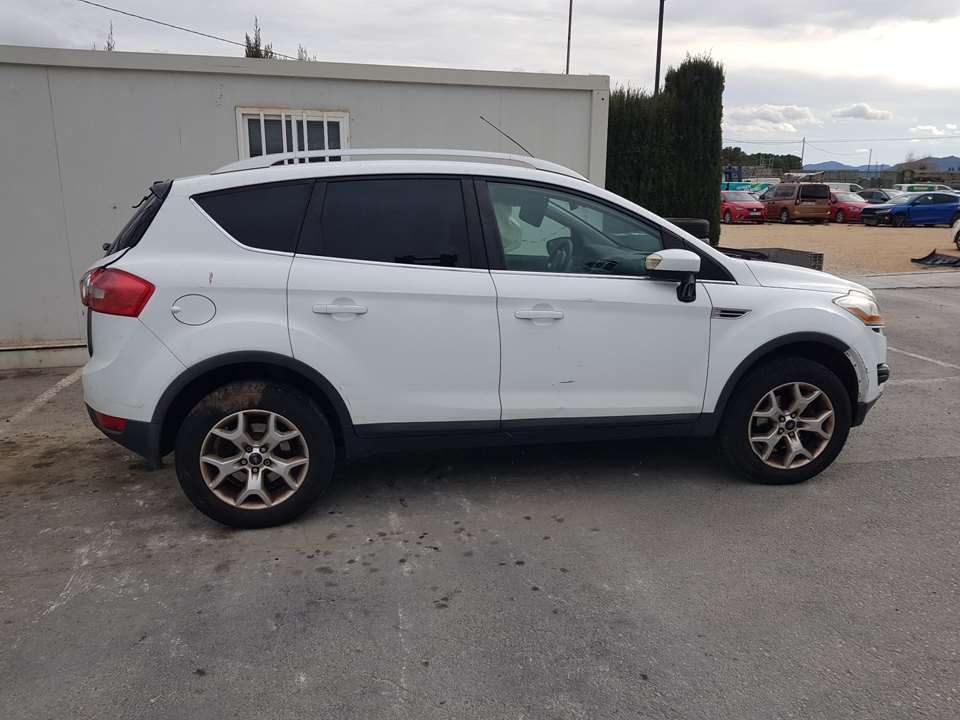 FORD Kuga 2 generation (2013-2020) Aizmugurējā labā durvju slēdzene 8V4AS26412EA 23669922