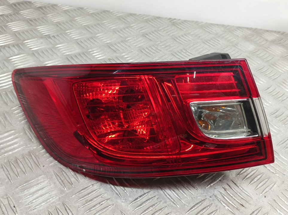 RENAULT Clio 3 generation (2005-2012) Rear Left Taillight 265553752R 18738663