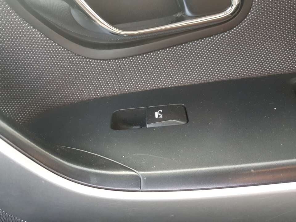 KIA Cee'd 2 generation (2012-2018) Front Right Door Window Switch 93580A2000WK 23894178