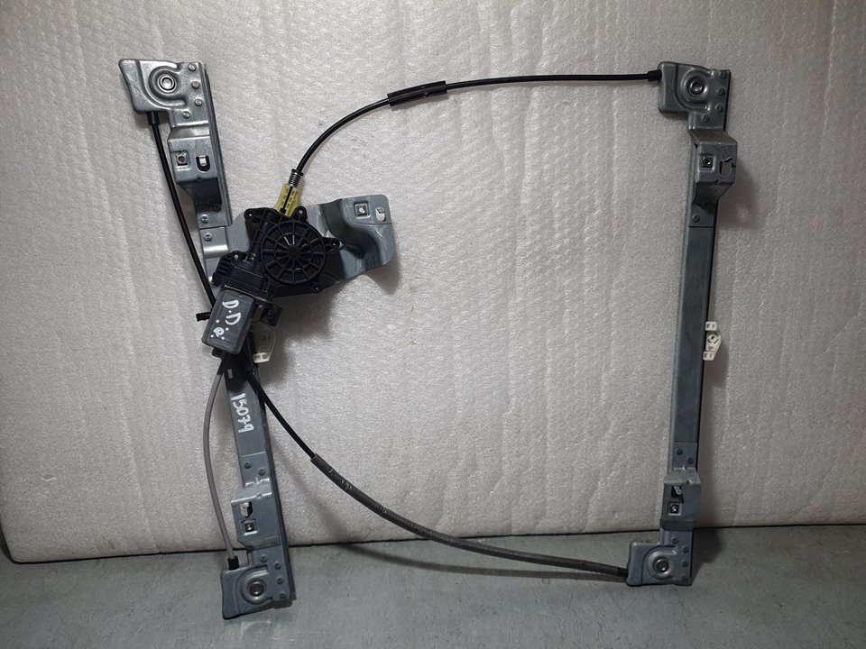 RENAULT Kangoo 2 generation (2007-2021) Vindusregulator foran høyre dør SINREF 21718737