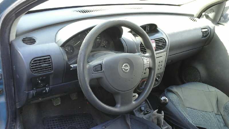 OPEL Corsa C (2000-2006) Galinis kairys priešrūkinis žibintas 18637956