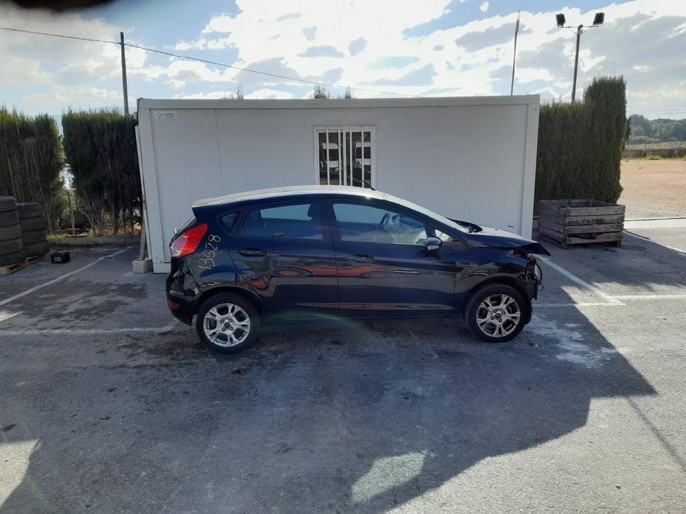 FORD Fiesta 5 generation (2001-2010) Vänster framdörr Fönsterregulatormotor 0130822618 18711335