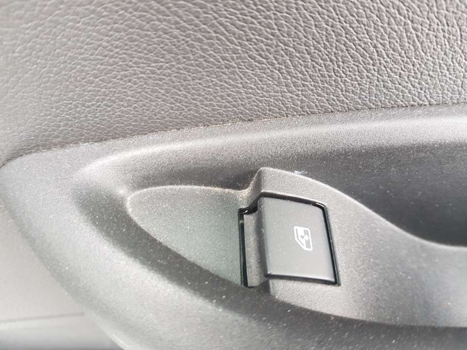 OPEL Astra K (2015-2021) Кнопка стеклоподъемника задней правой двери 13408452 23826729