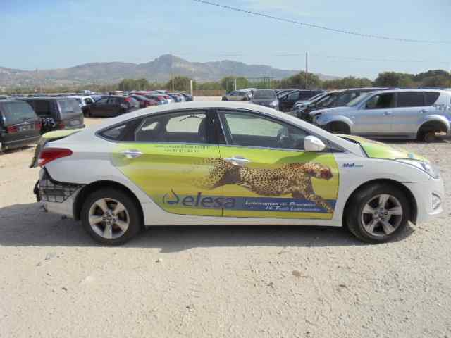 HYUNDAI i40 VF (1 generation) (2011-2020) Indikeringstorkarspaksbrytare 934202Y610 24007747