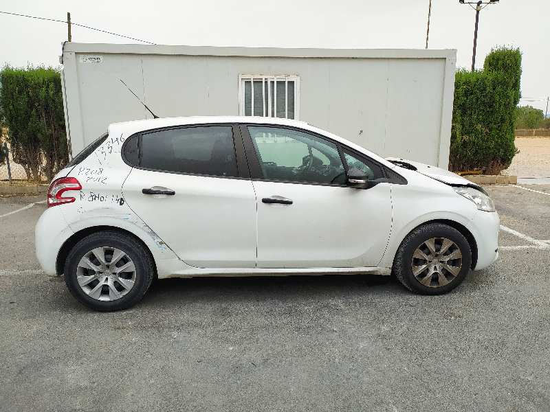 PEUGEOT 208 Peugeot 208 (2012-2015) Ridicător de geam ușă dreapta față 9673154380, 37223010 18692301