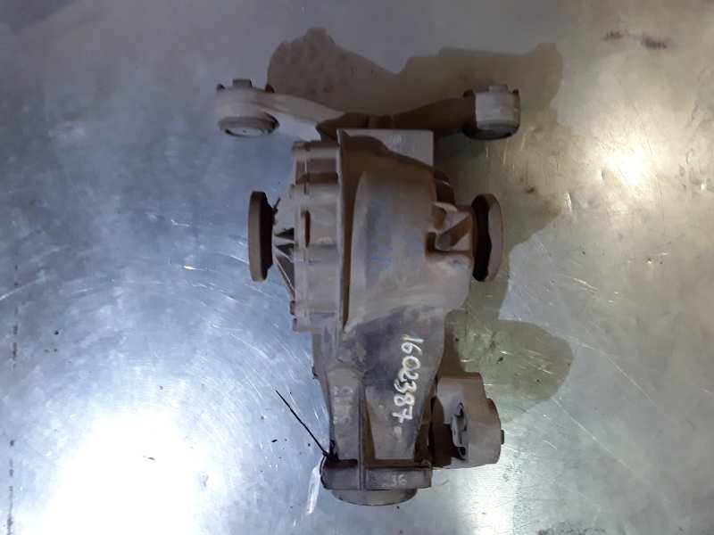 VOLKSWAGEN Passat B5 (1996-2005) Rear Differential 18385260