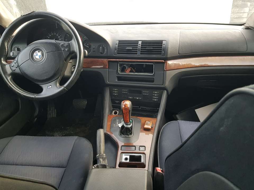 BMW 5 Series E39 (1995-2004) Priekinių dešinių durų spyna 23553556
