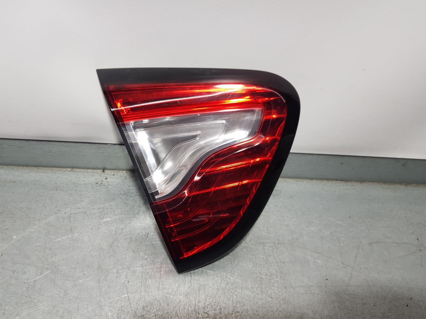 RENAULT Clio 3 generation (2005-2012) Rear Left Taillight INTERIORROZADO 18710355