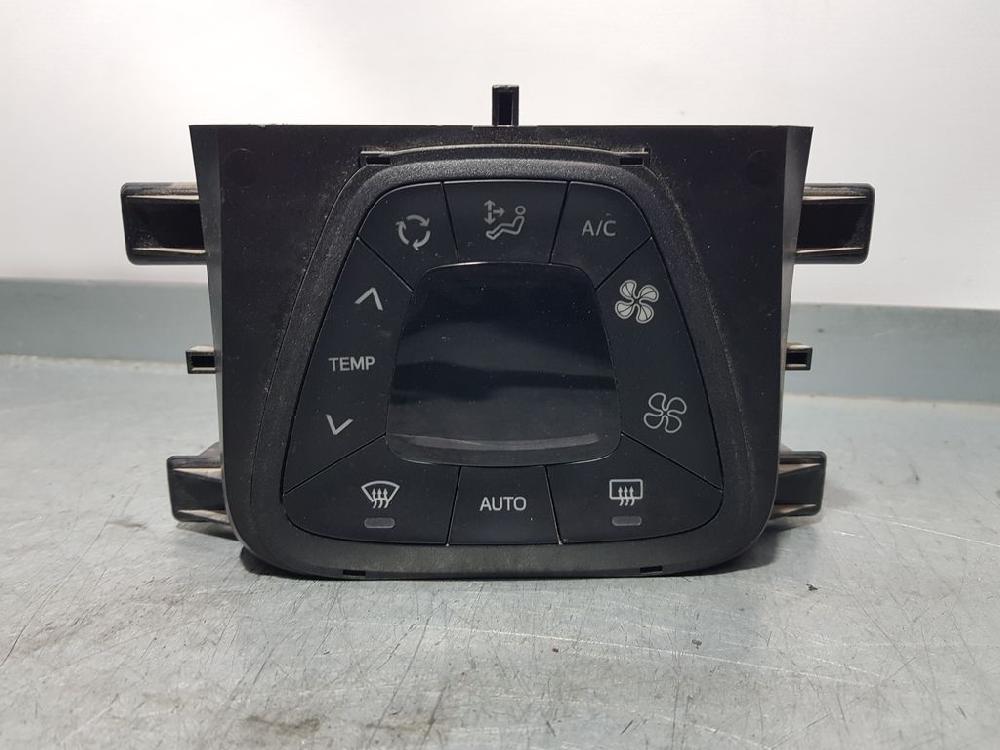 PEUGEOT 108 1 generation (2015-2021) Climate  Control Unit 5590YV010,3034001104 18641141