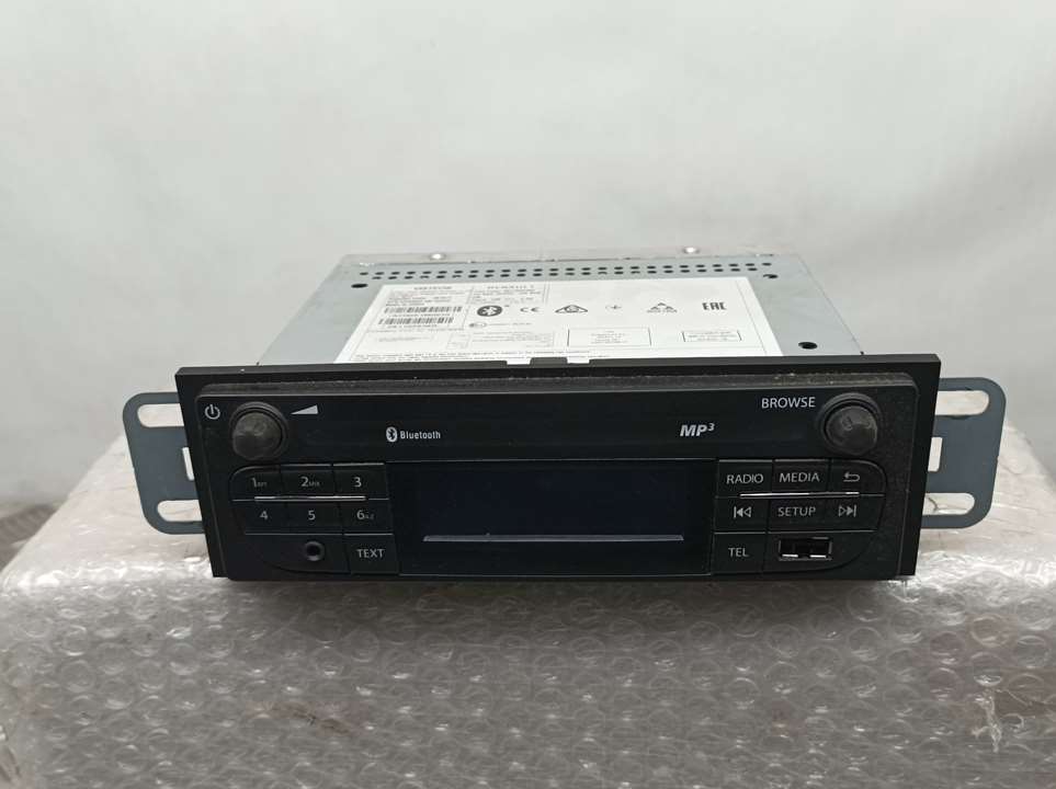 RENAULT Trafic 2 generation (2001-2015) Music Player Without GPS 281152838R, 281077, VISTEON 24254871
