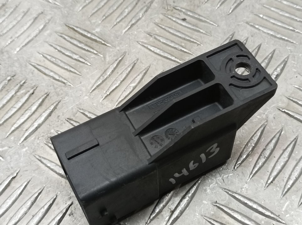 Caja de precalentamiento BH02 9803299780 de Citroen C3 iii (sx) 2016-2017 75 CV - pieza usada