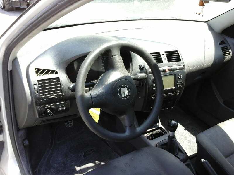 SEAT Cordoba 1 generation (1993-2003) Power Steering Pump 030145157, 26046395WB, DELPHI 18659282