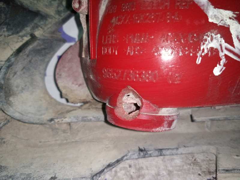 Faro antiniebla trasero derecho 96527363380 de Citroen C4 coupé (la_) 2004-2011 - pieza usada
