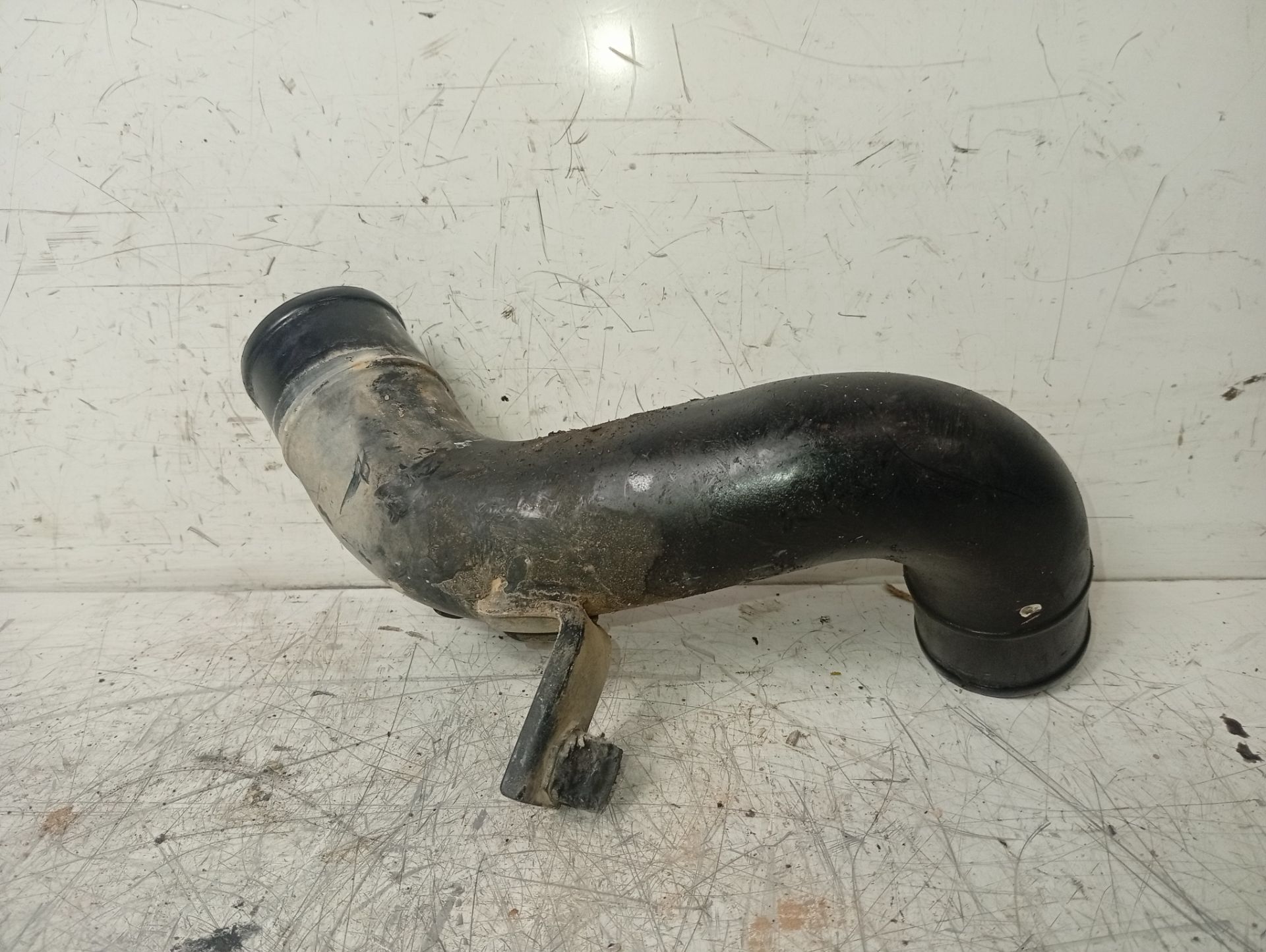 Tubo 4352217 de Ford Ranger (et) 2006-2012 - pieza usada