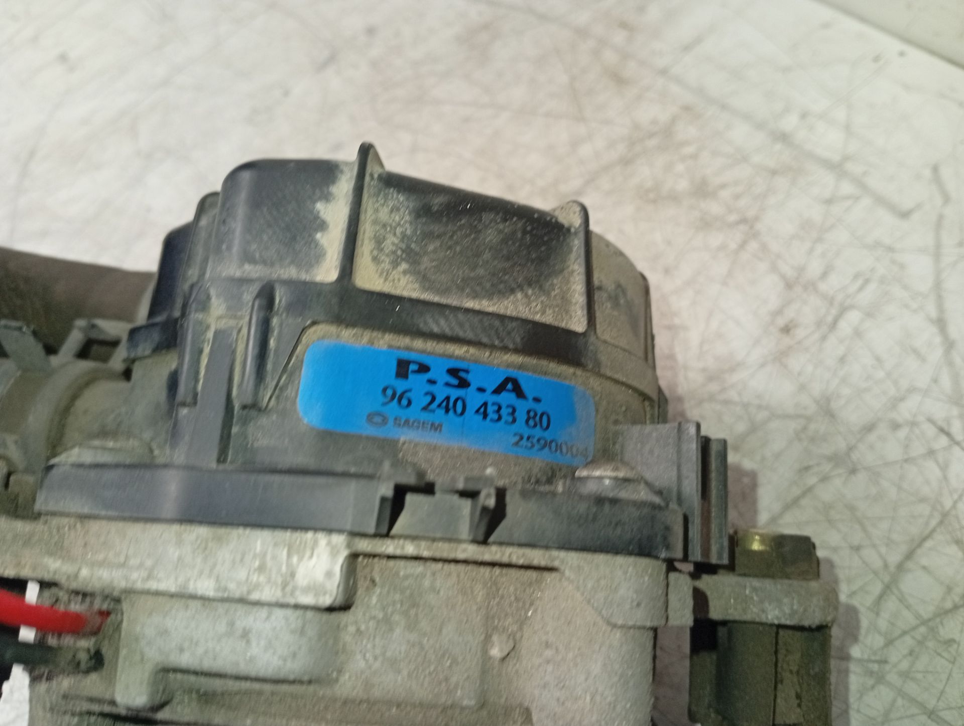 Válvula de aire adicional 9624043380 de Citroen Xsara 2000-2002 - pieza usada