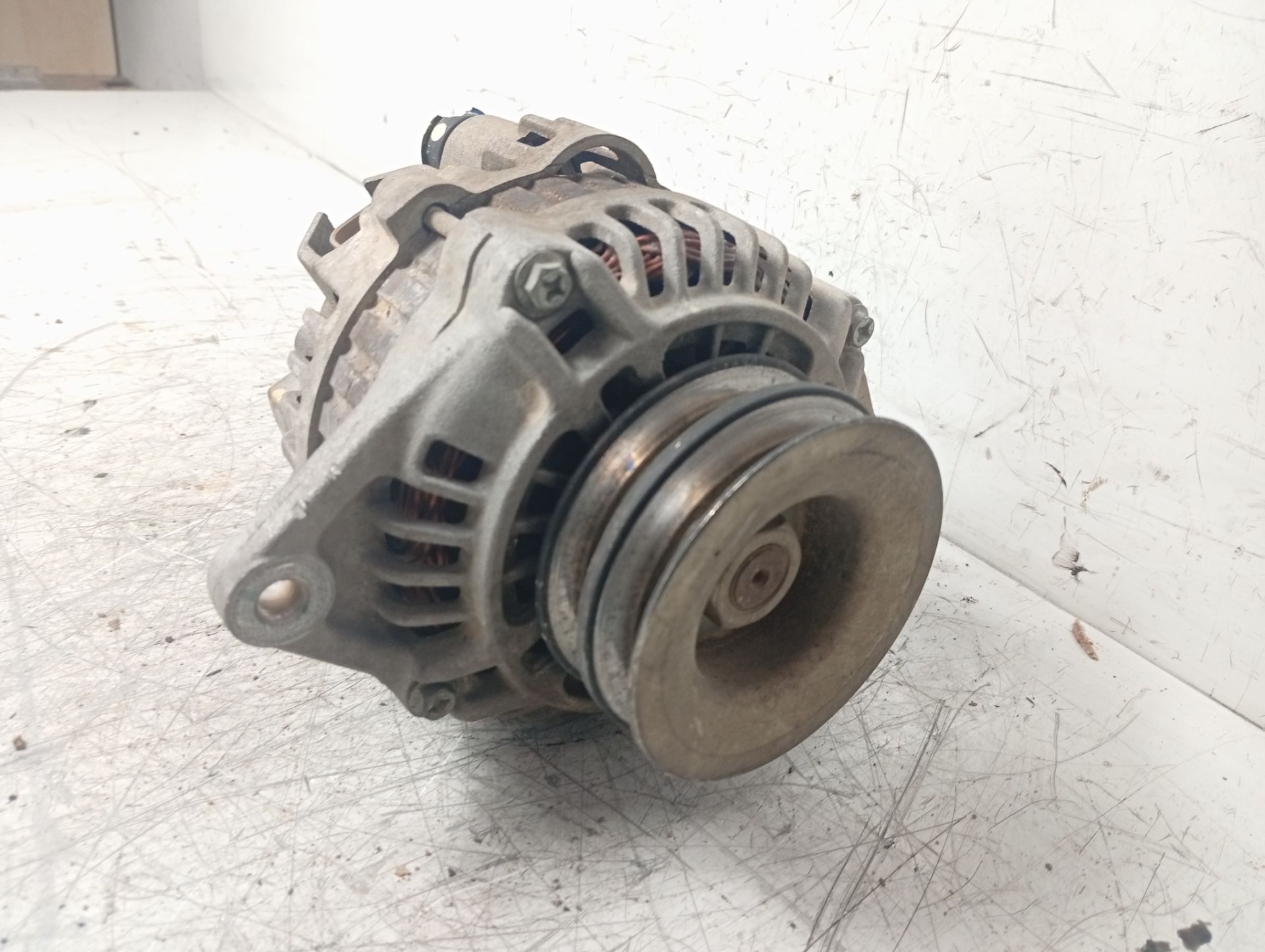 Alternador A2TC1479ZT de Ford Ranger (et) 2006-2012 - pieza usada