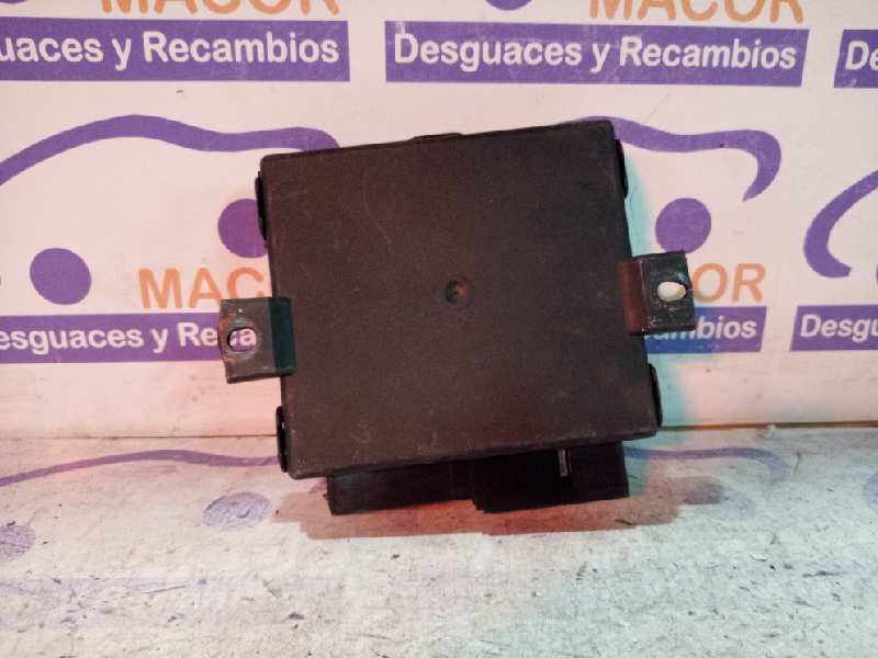 Centralita cierre 24437076 de Opel Zafira a monospace (t98) 1999-2005 - pieza usada