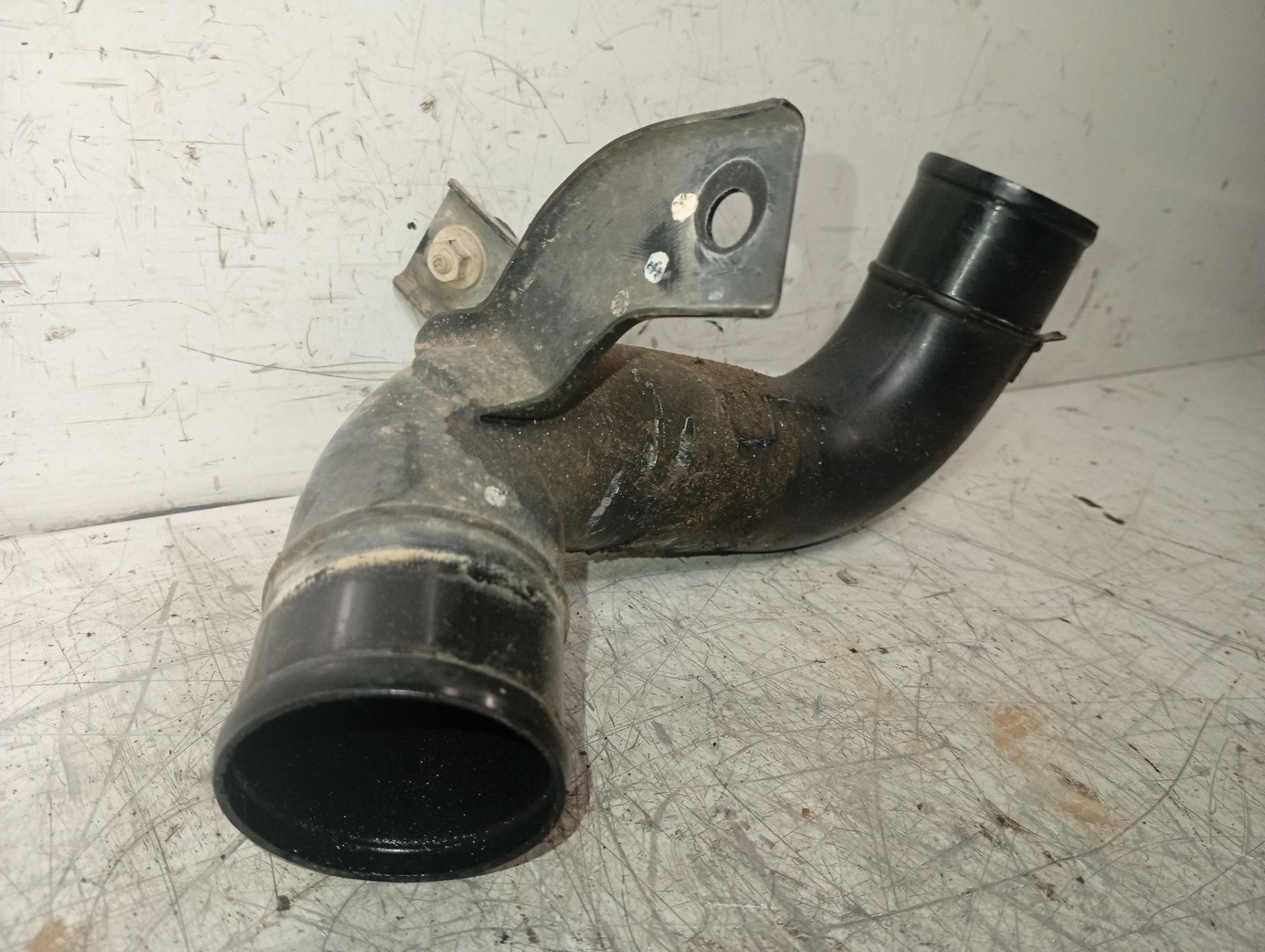 Tubo 4352217 de Ford Ranger (et) 2006-2012 - pieza usada