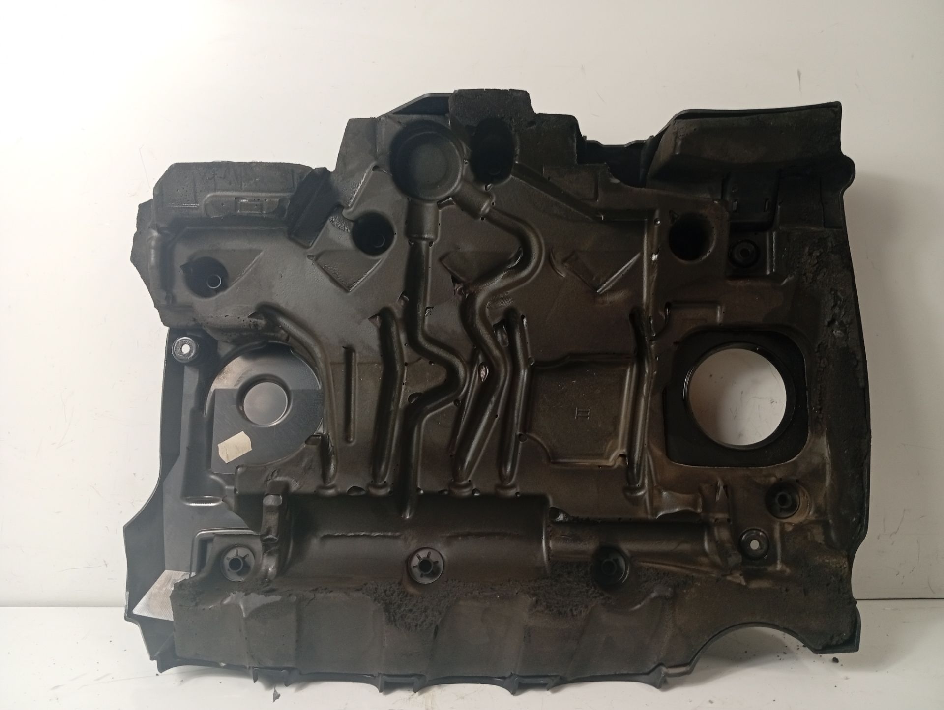 Tapa motor 11127556033 de Bmw 1 (e81) 2006-2011 - pieza usada