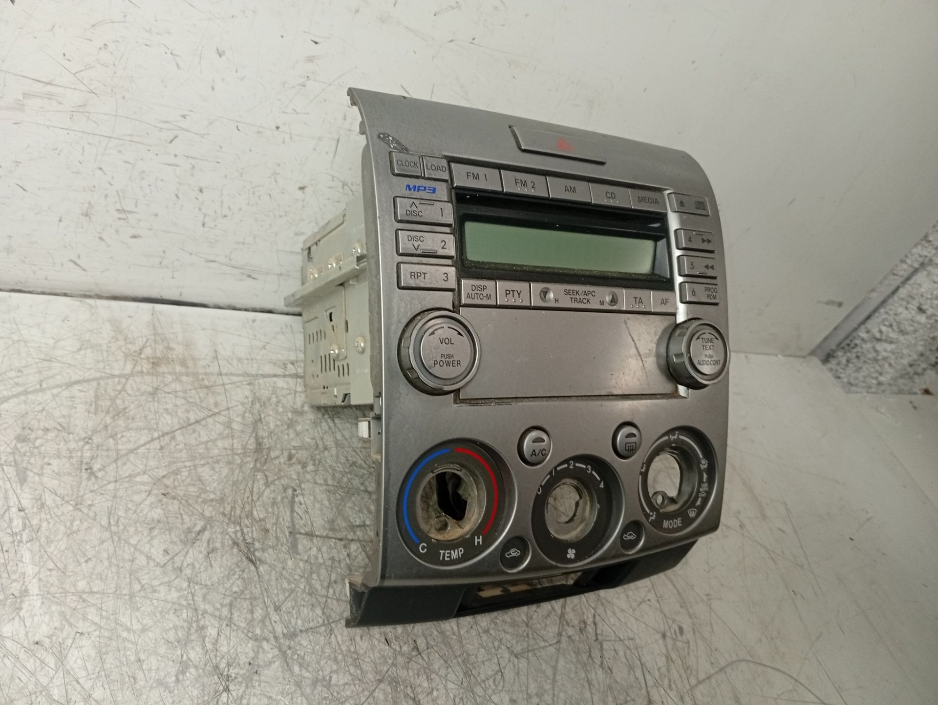 Sistema audio / radio cd US0166DSXA de Ford Ranger (et) 2006-2012 - pieza usada