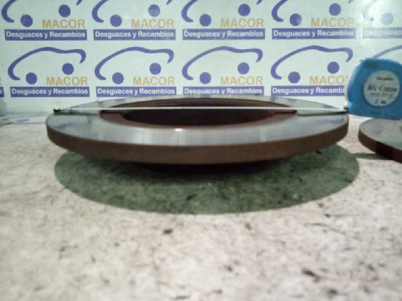 Disco de freio traseiro de Opel Vectra c (z02) 2002-2004 - pieza usada