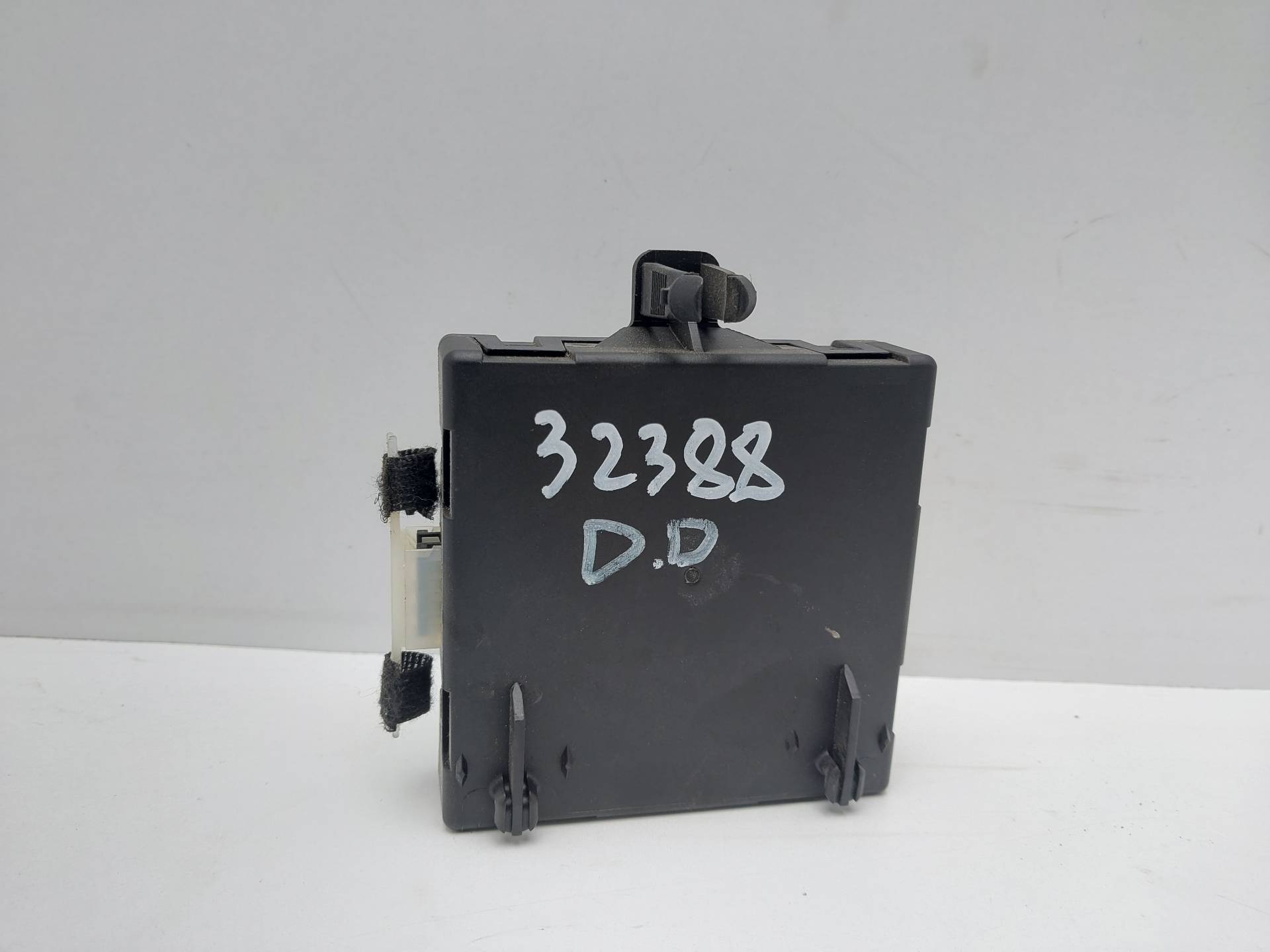 MERCEDES-BENZ C-Class W204/S204/C204 (2004-2015) Other Control Units A2129004214 22565150