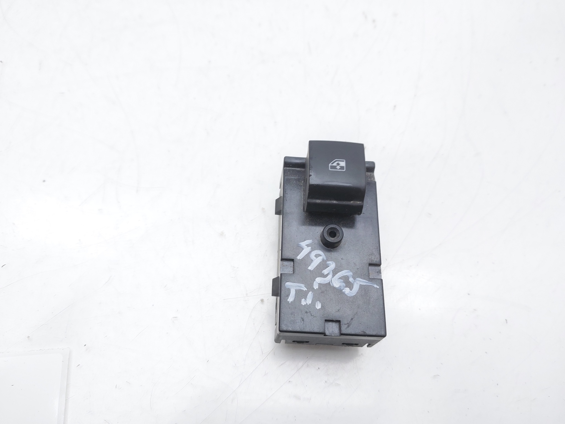 OPEL Astra K (2015-2021) Rear Right Door Window Control Switch 13408452 22484997