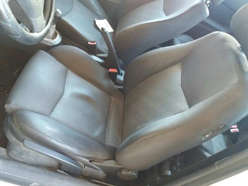 SEAT Cordoba 2 generation (1999-2009) Front Right Door Window Regulator 6L3837462 20180855