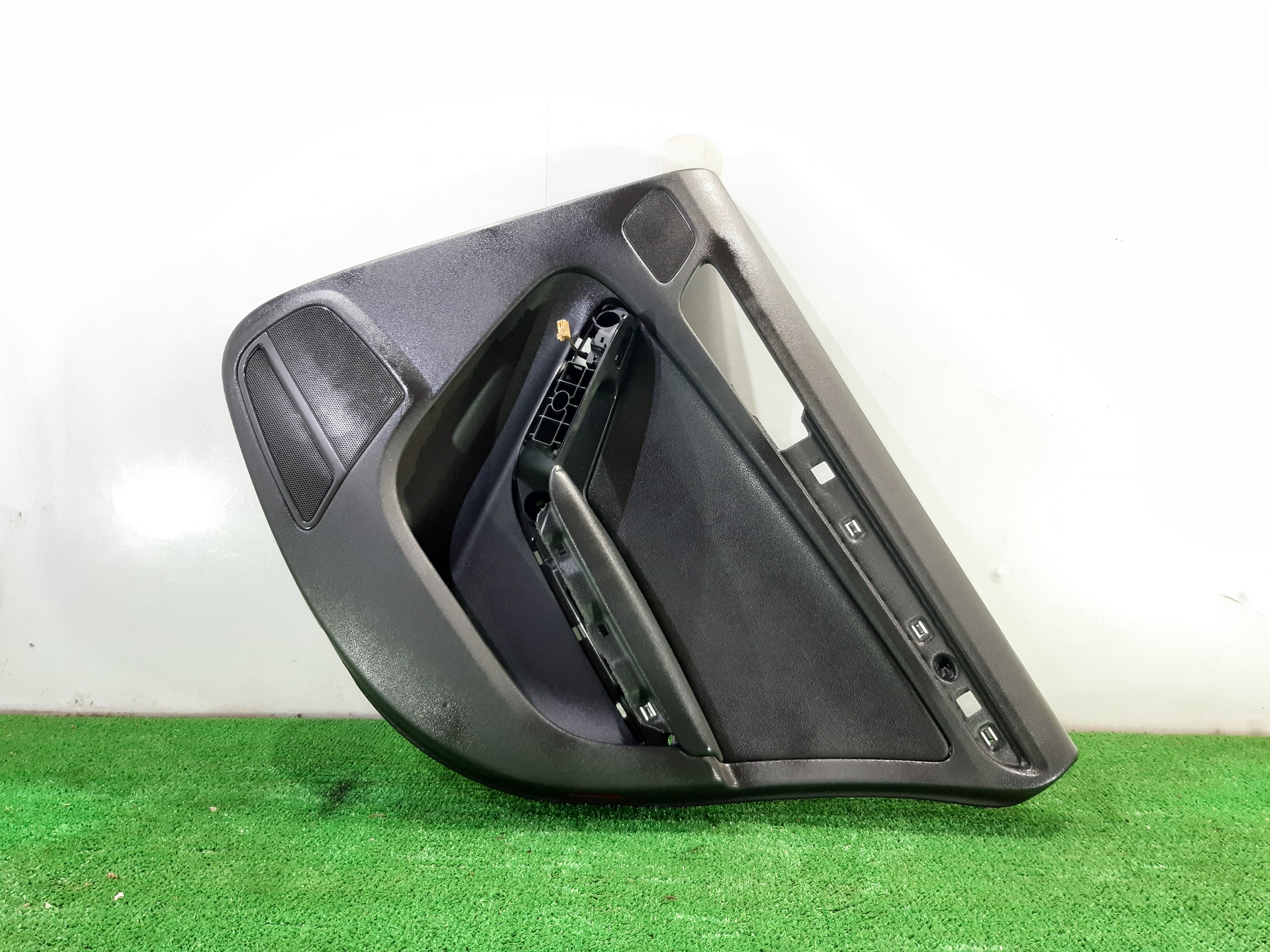 AUDI A5 Sportback 8T (2009-2011) Rear Right Door Panel 8K0867306 18732002