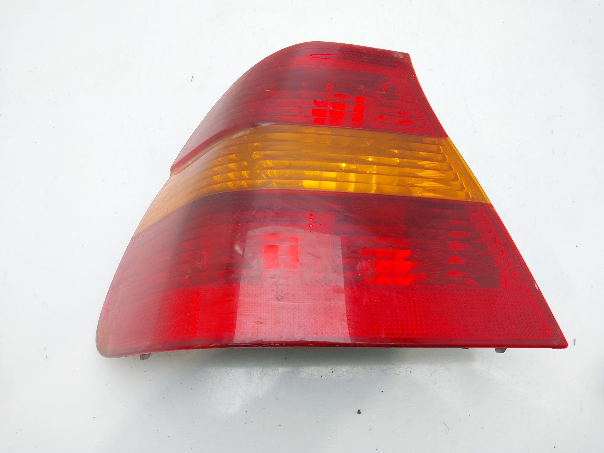 BMW 3 Series E46 (1997-2006) Rear Right Taillight Lamp 6907933 22541977