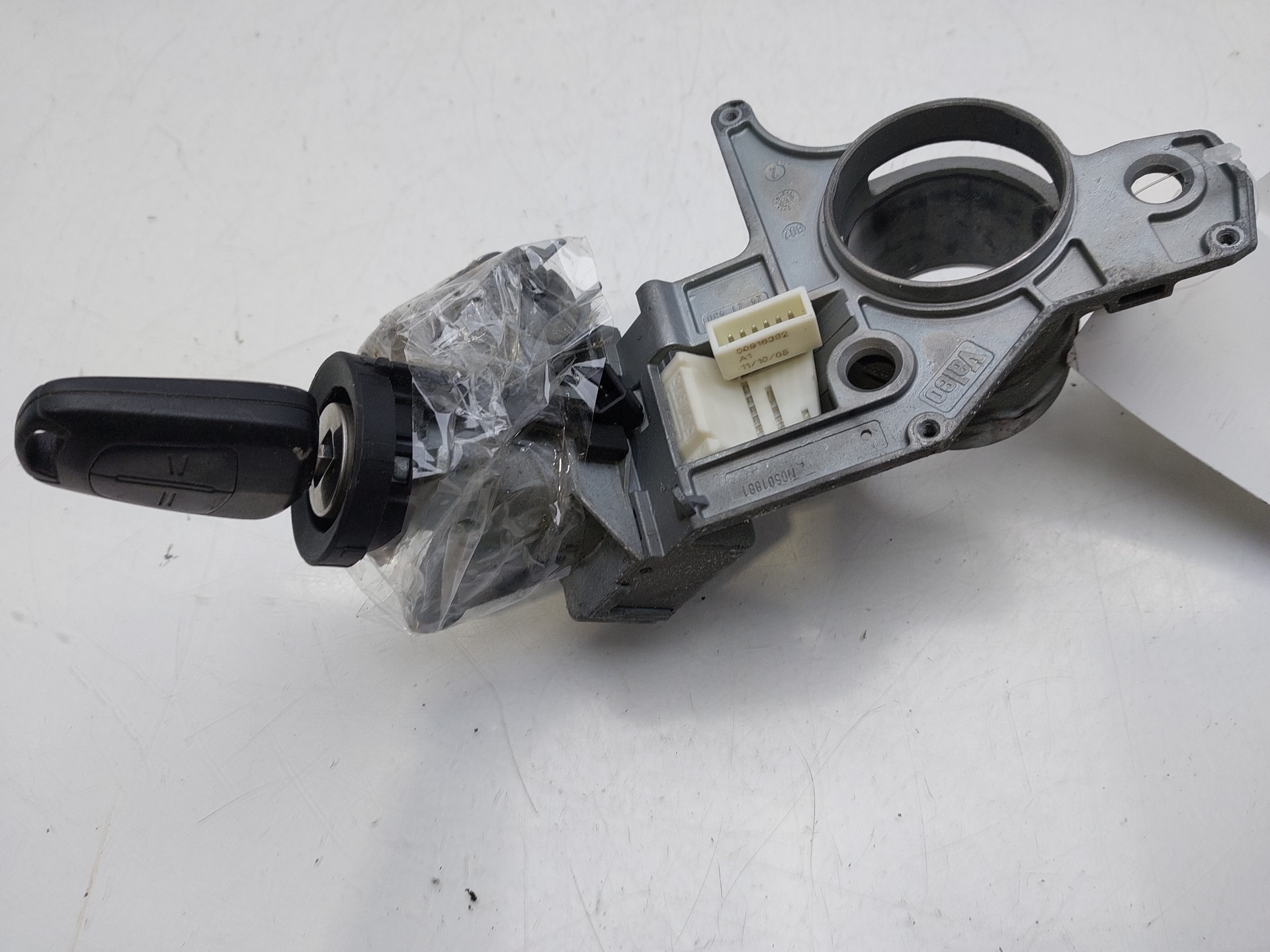 OPEL Astra J (2009-2020) Замок зажигания 2421430 20993421