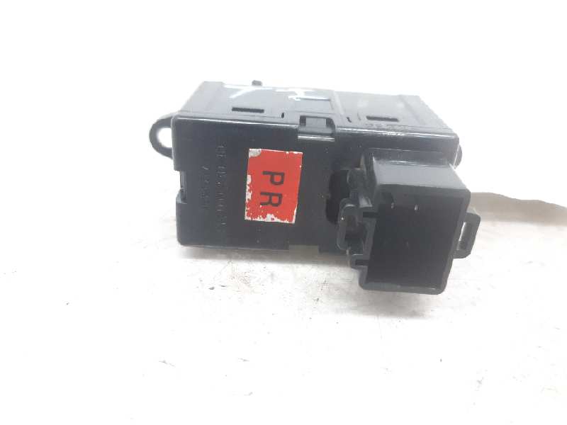 DAEWOO Nubira J100 (1997-1999) Rear Right Door Window Control Switch 96190777 20195989