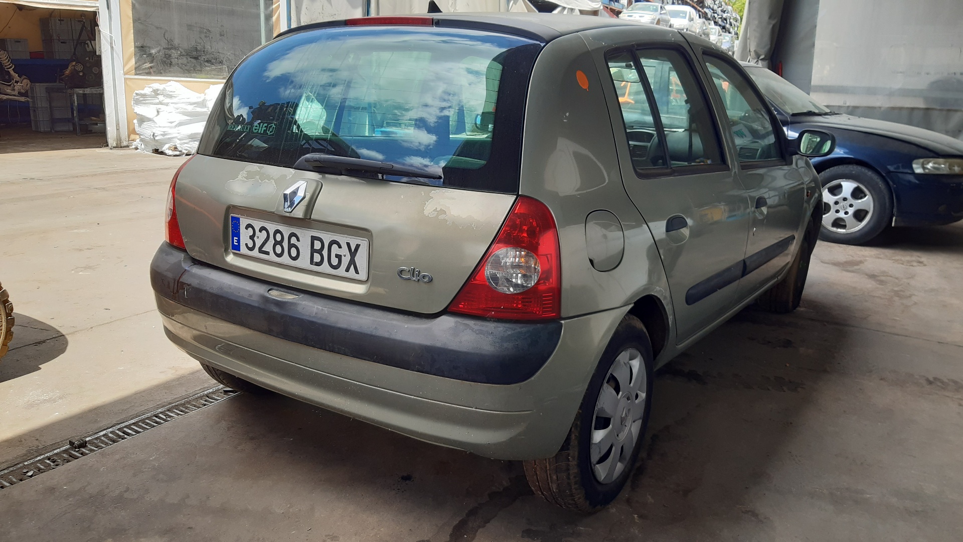 RENAULT LS 4 generation (2006-2020) Левая противотуманка переднего бампера 8200002469 24129855