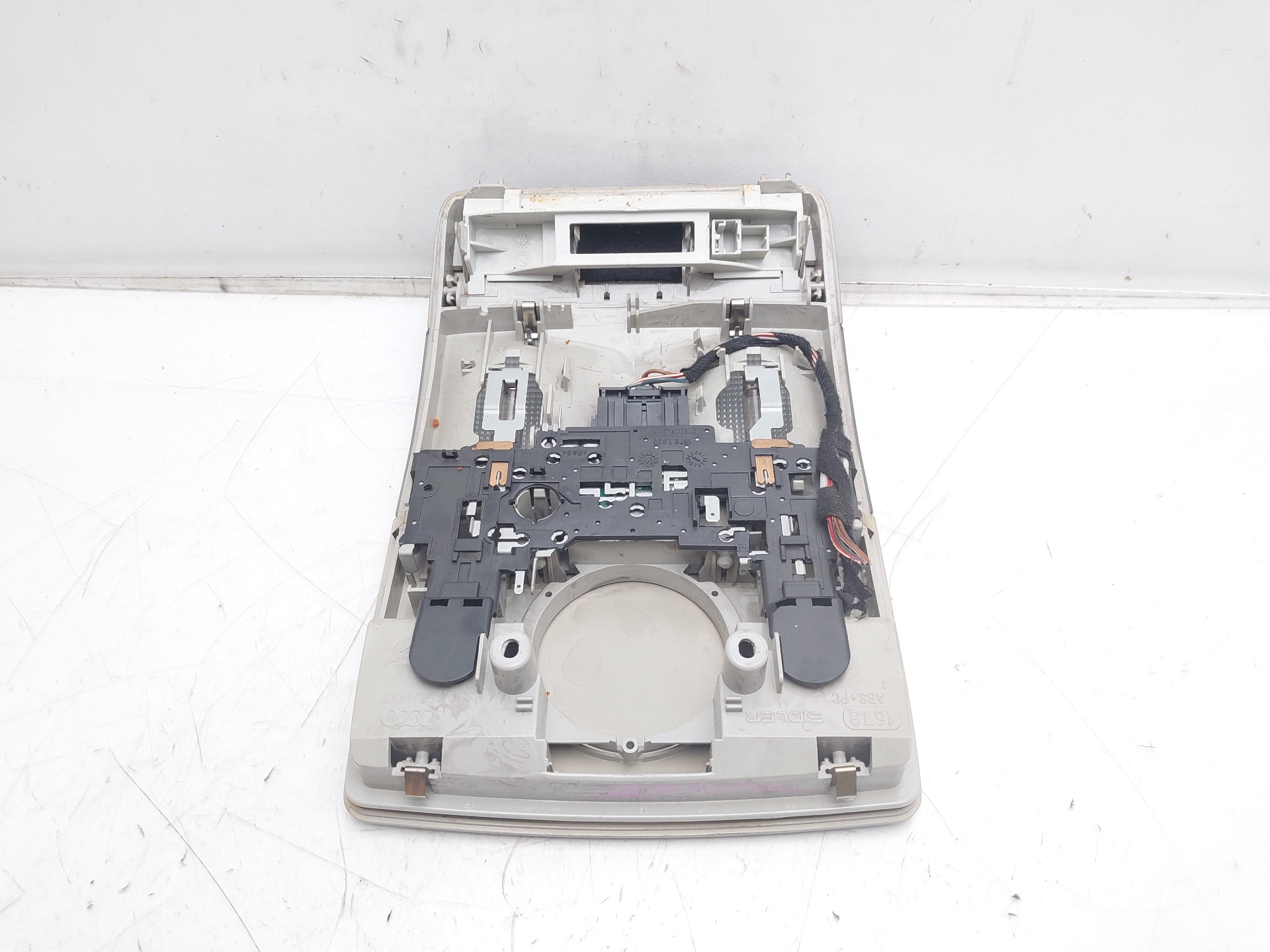 AUDI A3 8P (2003-2013) Other Interior Parts 8E0947565 25169858