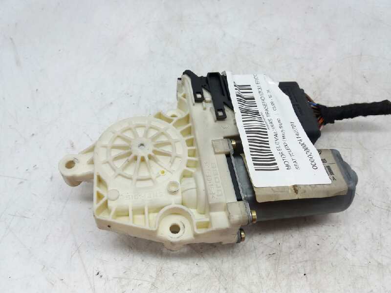 SEAT Toledo 2 generation (1999-2006) Rear Left Door Window Control Motor 1J4959811CFKZ 18364058