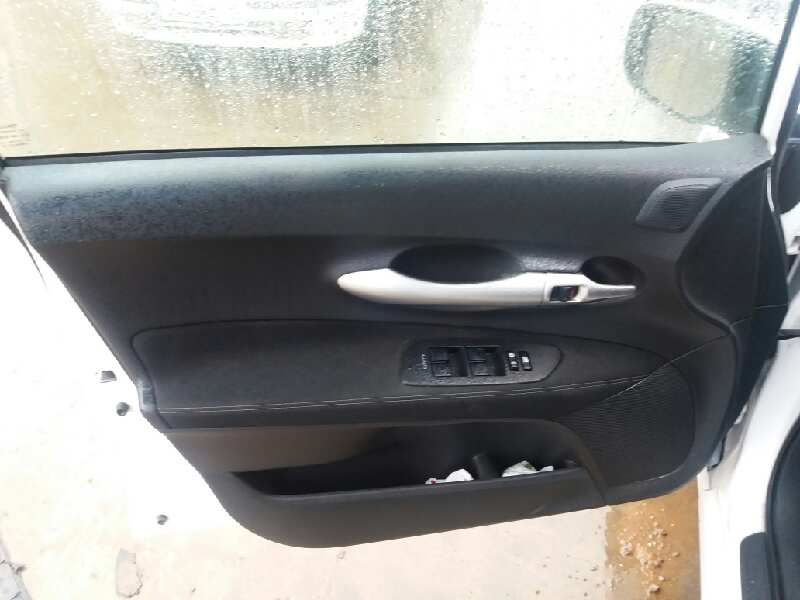 TOYOTA Auris 1 generation (2006-2012) Jobb hátsó ajtó ablakvezérlő gombja 192801 24121803