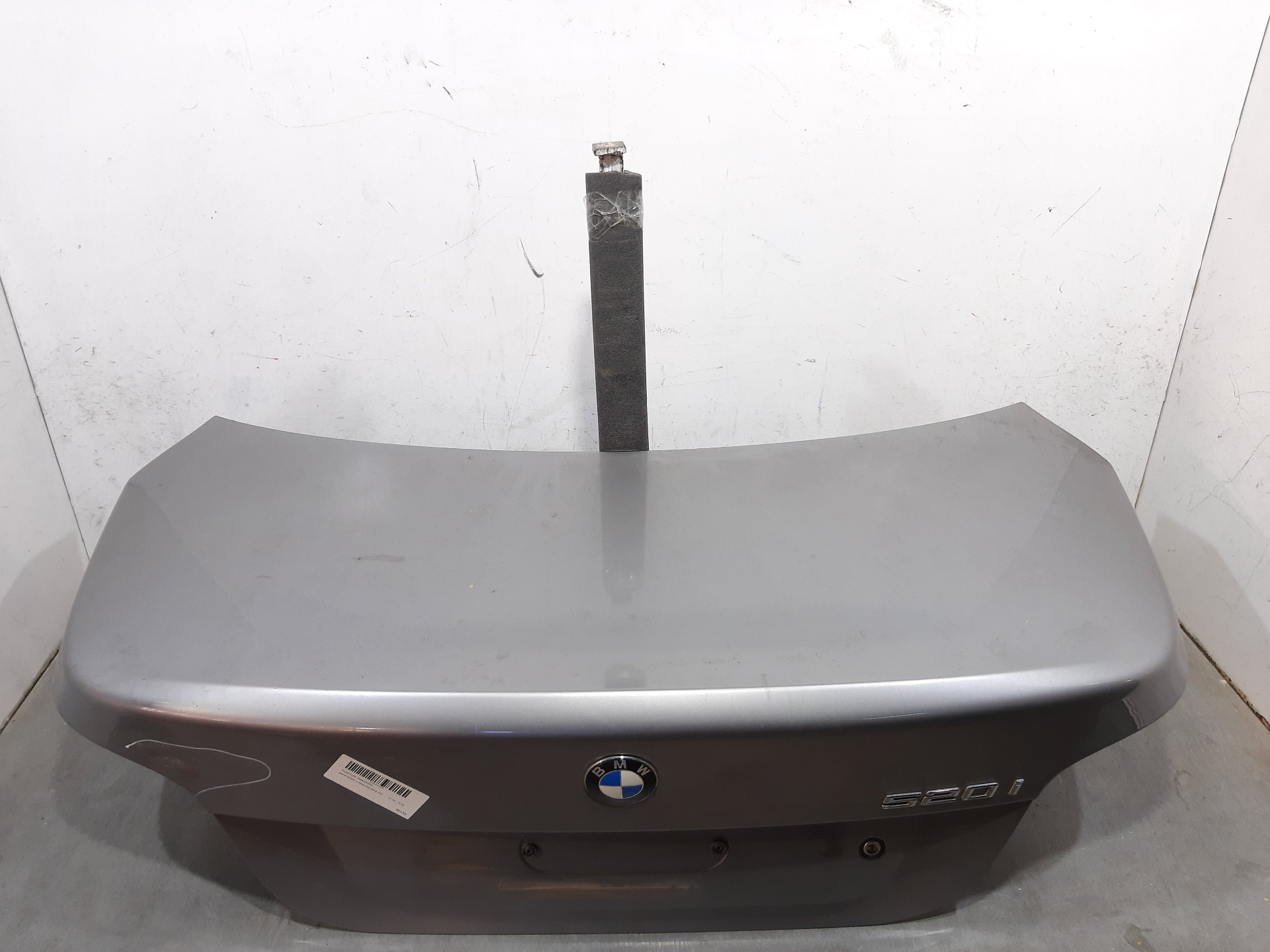 BMW 5 Series E60/E61 (2003-2010) Крышка багажника 41627122441 20998944