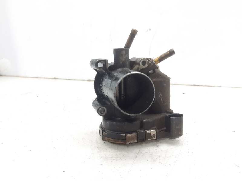 NISSAN Polo 3 generation (1994-2002) Droseļvārsts 030133062C 18542938