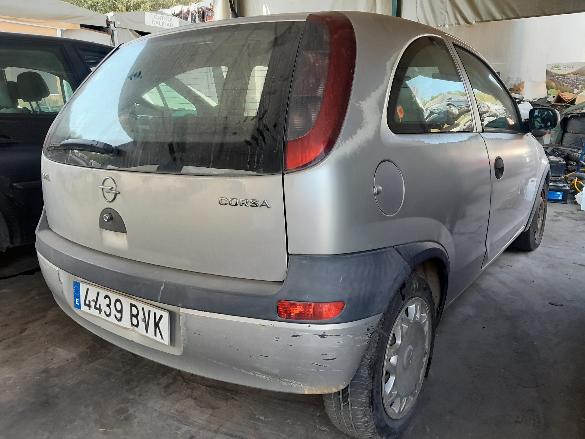 RENAULT Corsa C (2000-2006) Oikea takavalo 09114337 20658451