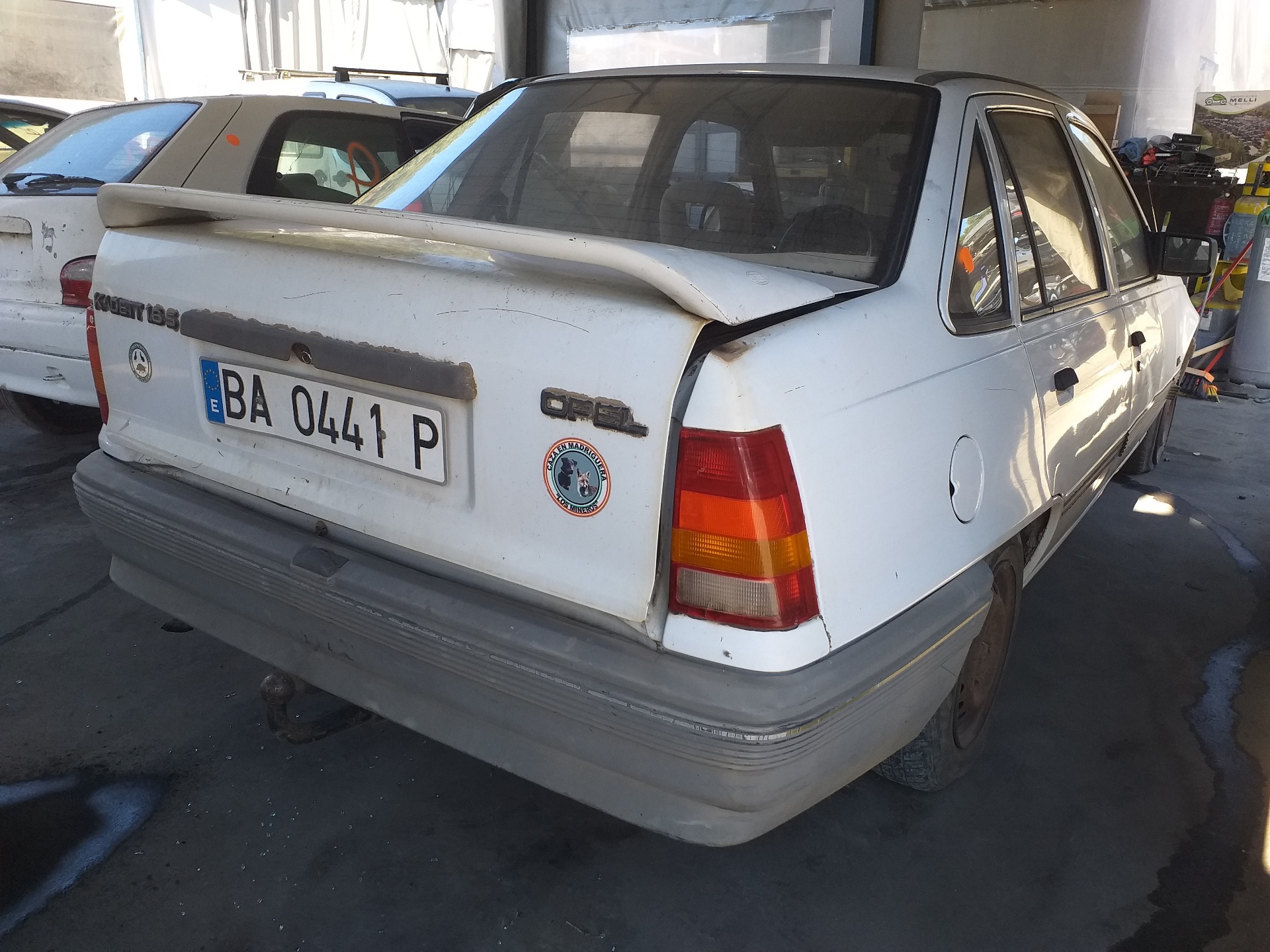 OPEL Kadett E (1984-1993) Передний левый указатель поворота 42690R6 24130929